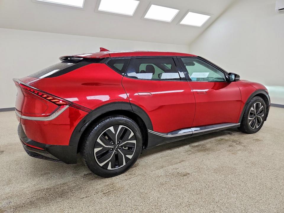 Продажа на аукционе авто 2023 Kia Ev6, vin: KNDC3DLC6P5611407, номер лота: 67745676
