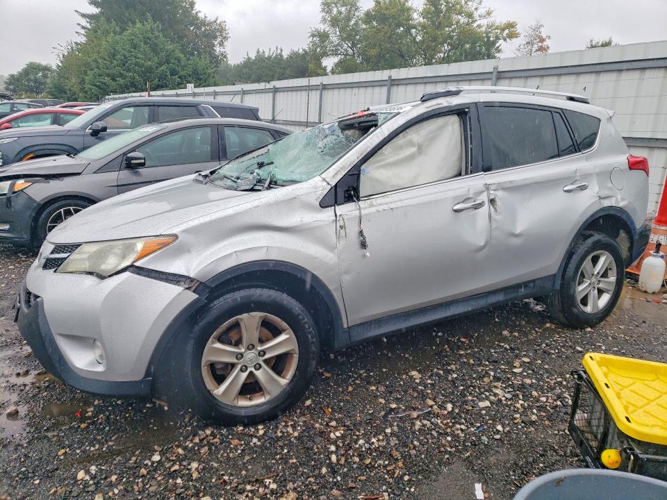 Auction sale of the 2013 Toyota Rav4, vin: JTMRFREV3D5010108, lot number: 69903686