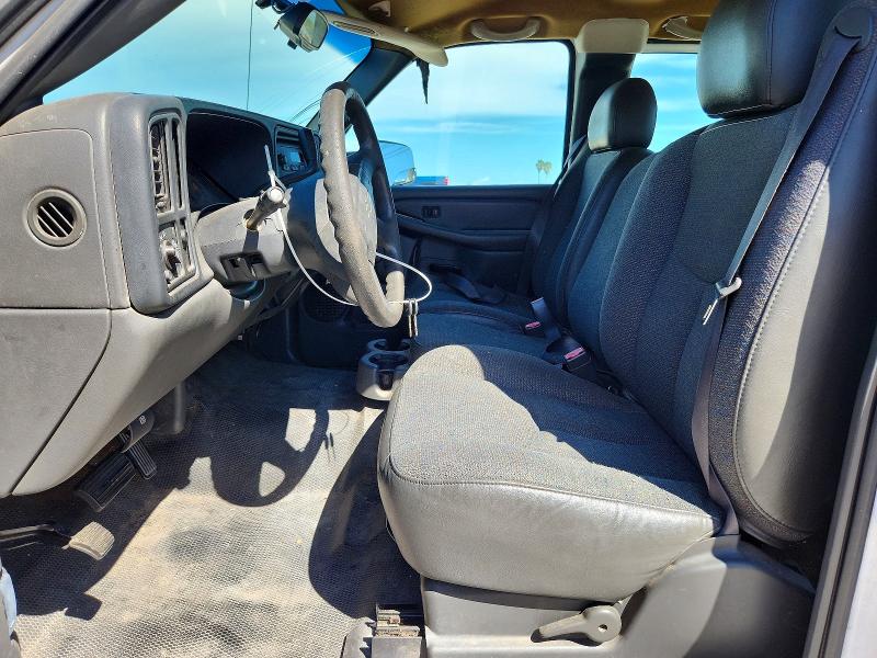 2003 Chevrolet Silverado მანქანა იყიდება აუქციონზე, vin: 1GCEC19V43Z337689, აუქციონის ნომერი: 69888656
