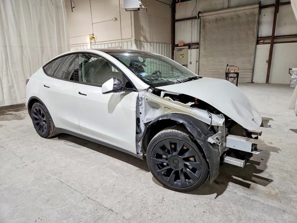 Продажа на аукционе авто 2022 Tesla Model Y, vin: 7SAYGAEE1NF518882, номер лота: 70081596