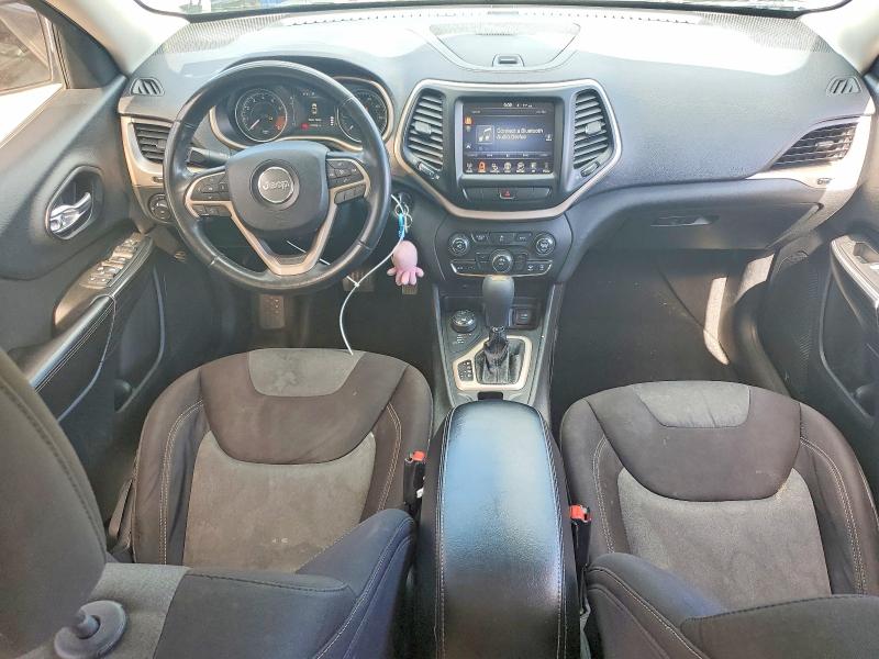 67916546 :رقم المزاد ، 1C4PJMCS2EW223340 vin ، 2014 Jeep Cherokee مزاد بيع