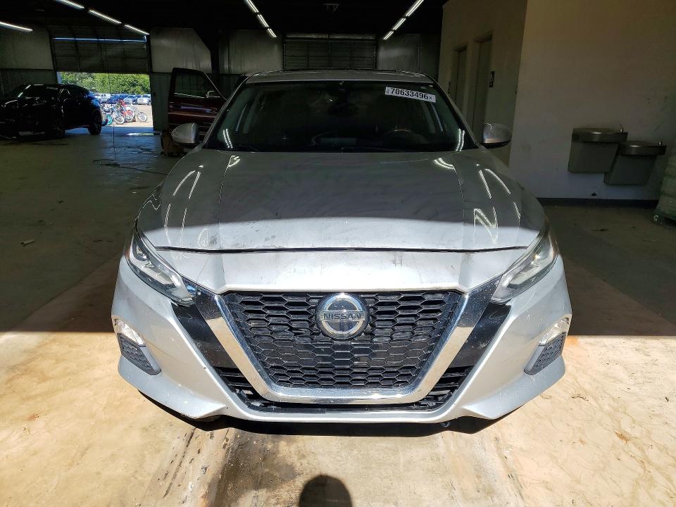 2022 Nissan Altima მანქანა იყიდება აუქციონზე, vin: 1N4BL4DW1NN305612, აუქციონის ნომერი: 70633496