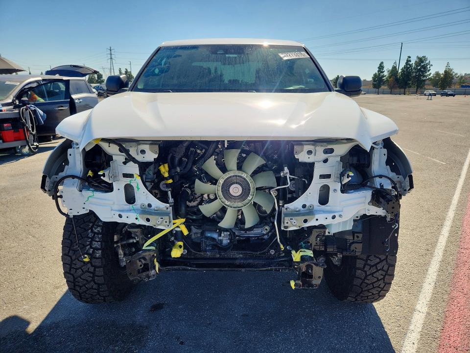 Продаж на аукціоні авто 2026 Toyota Tundra, vin: 5TFLA5DB9TX413596, номер лоту: 67273316