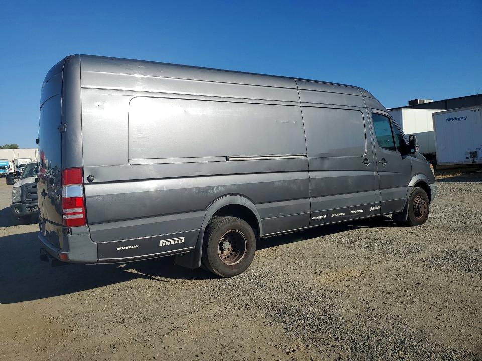Продаж на аукціоні авто 2011 Mercedes-benz Sprinter, vin: WD3PF4CC2B5610105, номер лоту: 71456086