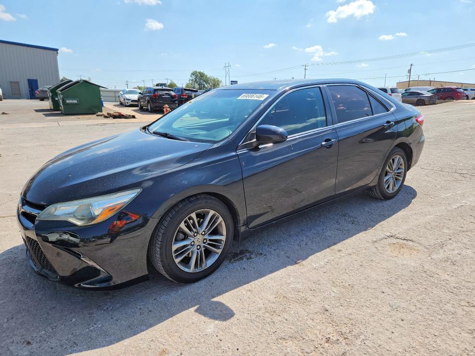 69886146 :رقم المزاد ، 4T1BF1FK0FU951236 vin ، 2015 Toyota Camry مزاد بيع