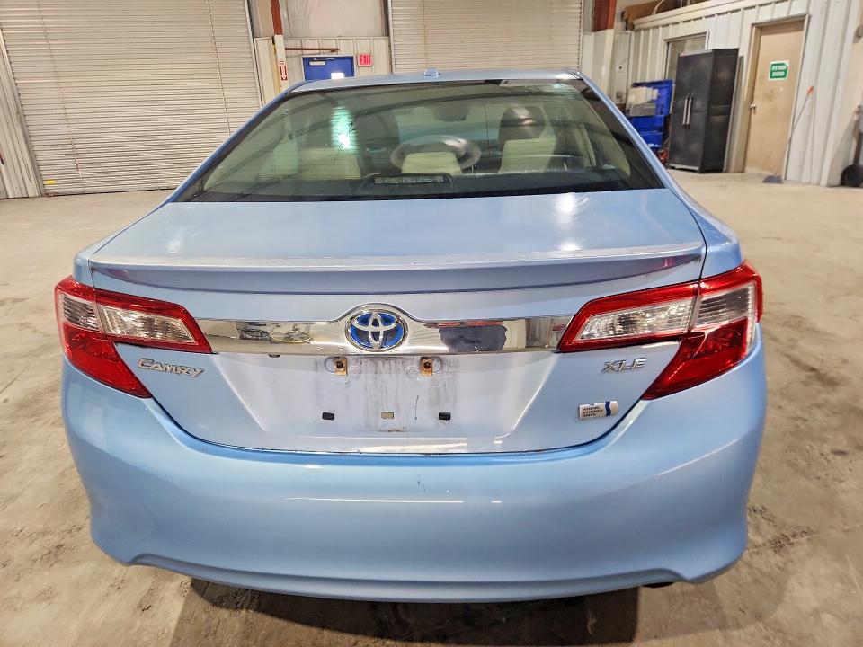 Продажа на аукционе авто 2013 Toyota Camry Hybrid, vin: 4T1BD1FK5DU088243, номер лота: 69818726