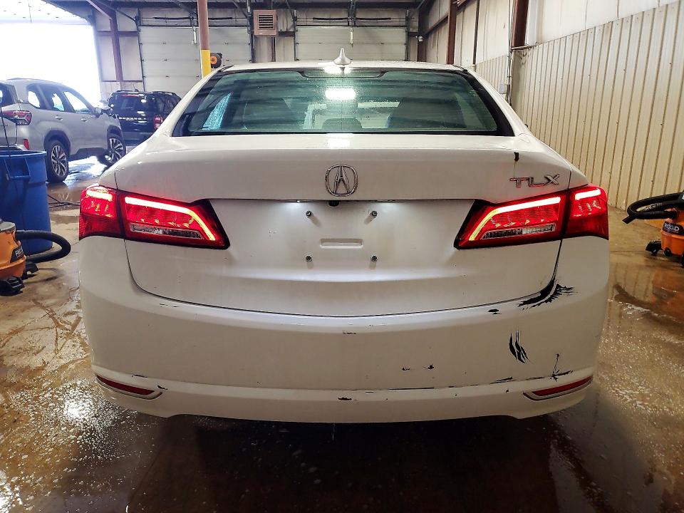 2018 Acura Tlx მანქანა იყიდება აუქციონზე, vin: 19UUB1F30JA011645, აუქციონის ნომერი: 69710856