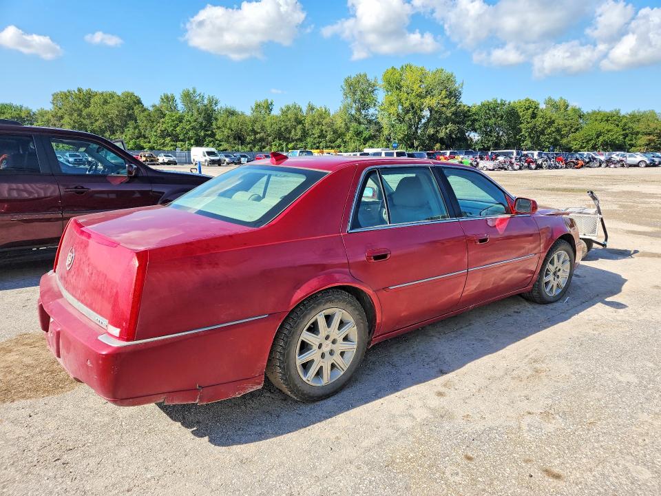 2011 Cadillac Dts მანქანა იყიდება აუქციონზე, vin: 1G6KH5E67BU142548, აუქციონის ნომერი: 68500156