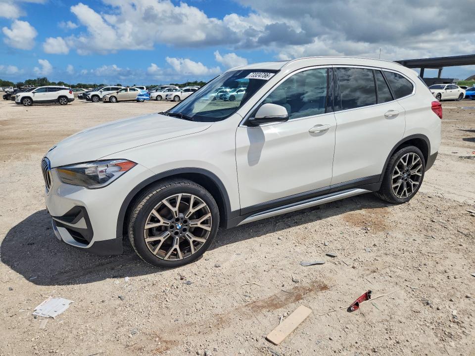 2021 Bmw X1 მანქანა იყიდება აუქციონზე, vin: WBXJG7C00M5T23402, აუქციონის ნომერი: 70324786