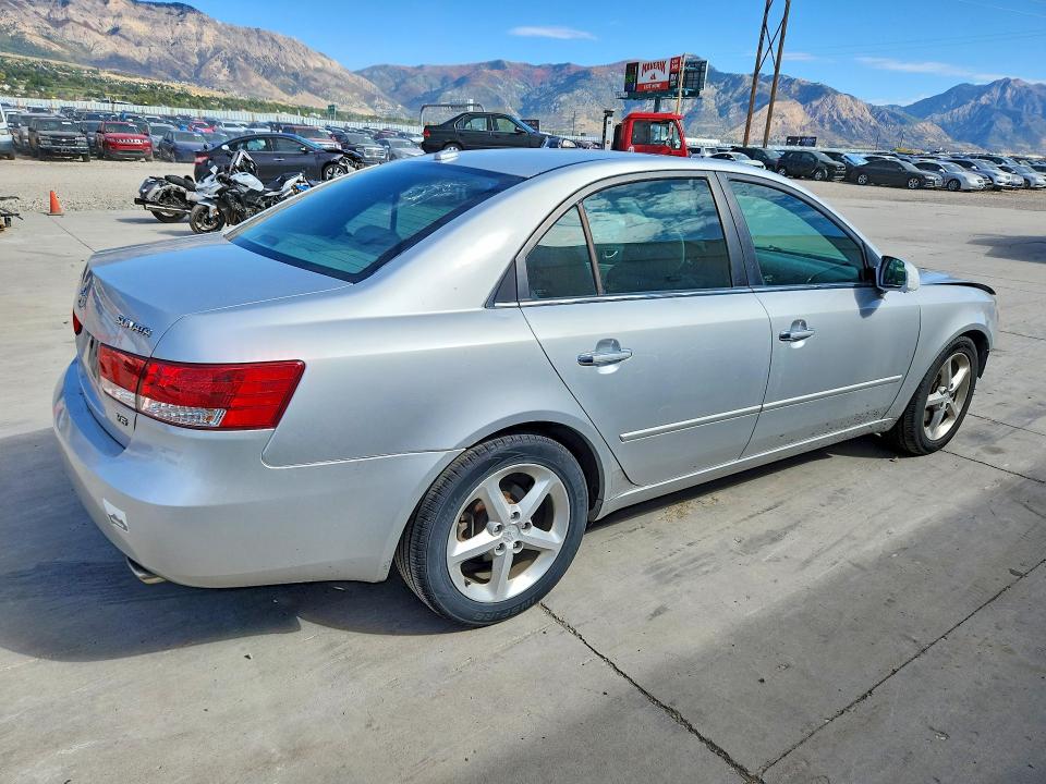 70530426 :رقم المزاد ، 5NPEU46F27H245473 vin ، 2007 Hyundai Sonata مزاد بيع