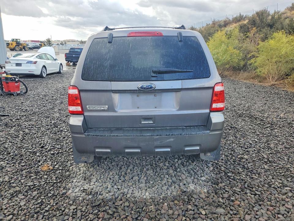 2010 Ford Escape მანქანა იყიდება აუქციონზე, vin: 1FMCU9D71AKC28474, აუქციონის ნომერი: 66584006