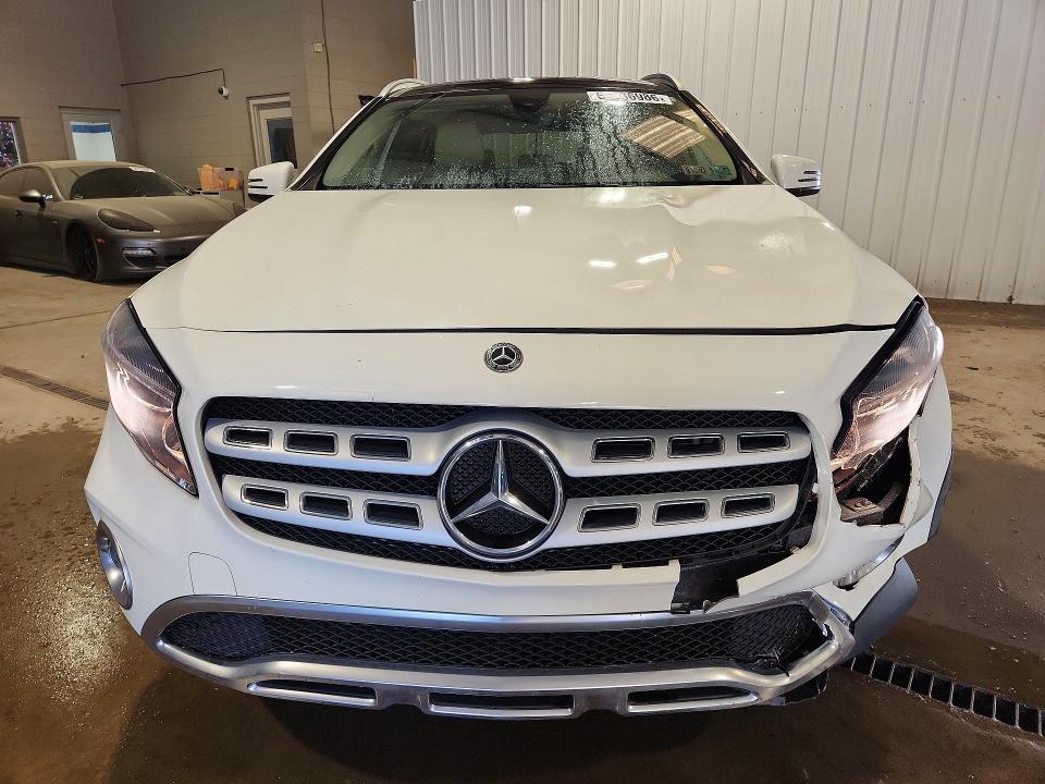 2018 Mercedes-benz Gla მანქანა იყიდება აუქციონზე, vin: WDCTG4GB4JJ463630, აუქციონის ნომერი: 67186986