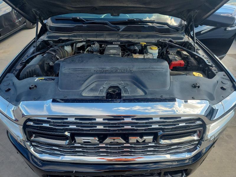 64135816 :رقم المزاد ، 3C63RRRL2MG588559 vin ، 2021 Ram 3500 مزاد بيع