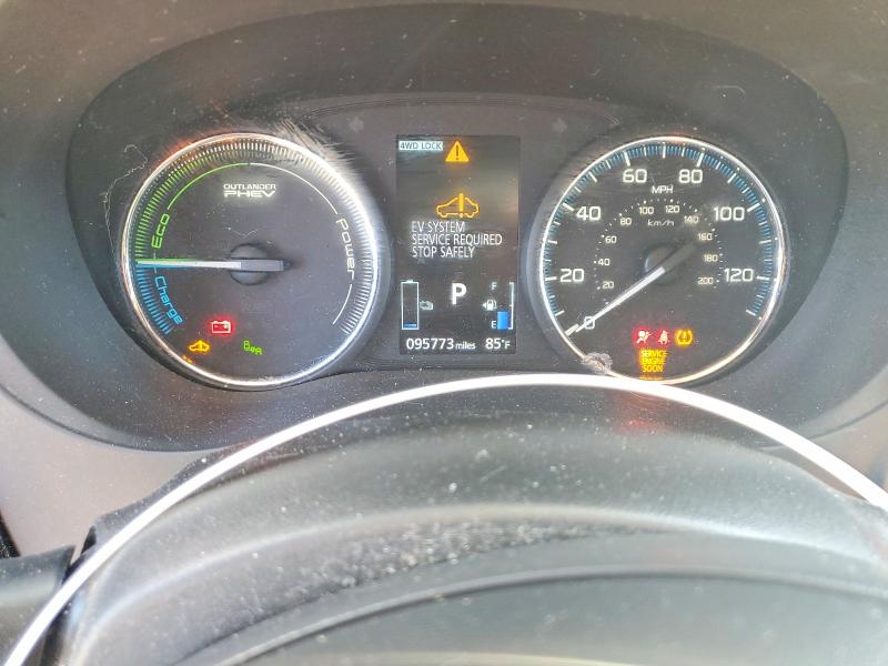 Продажа на аукционе авто 2018 Mitsubishi Outlander, vin: JA4J24A50JZ060223, номер лота: 70643806