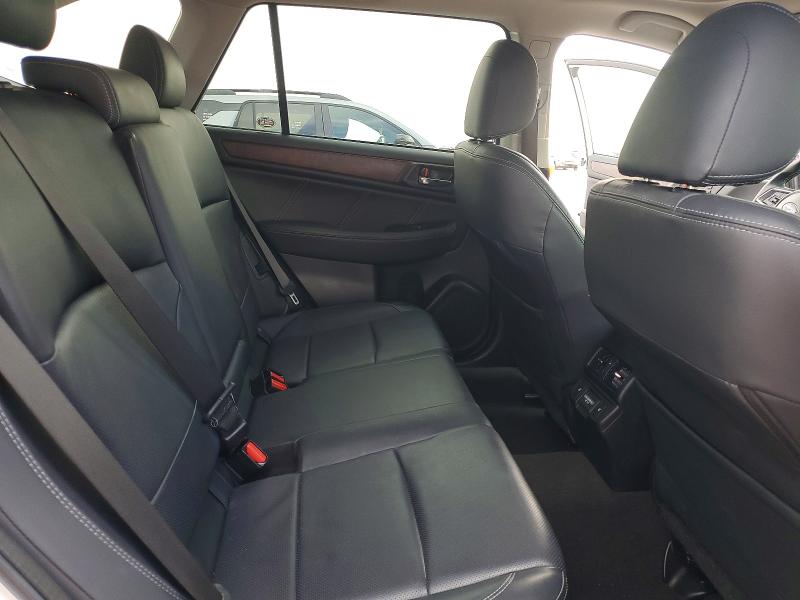 Продаж на аукціоні авто 2018 Subaru Outback, vin: 4S4BSANC7J3352600, номер лоту: 67901446