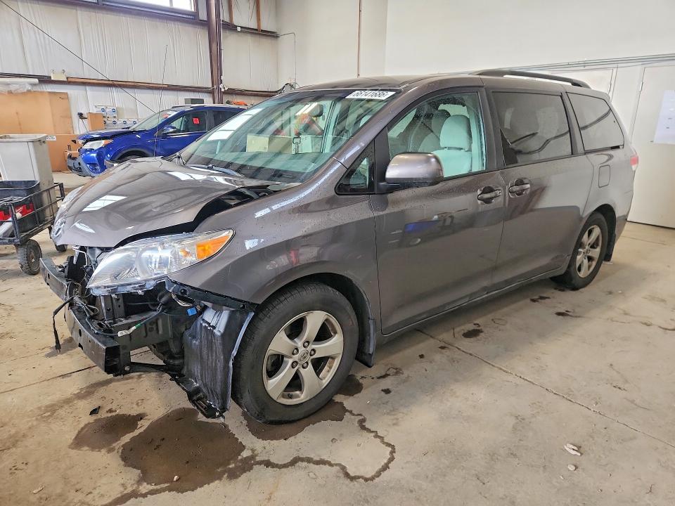Продаж на аукціоні авто 2013 Toyota Sienna, vin: 5TDKK3DC0DS294088, номер лоту: 66141686