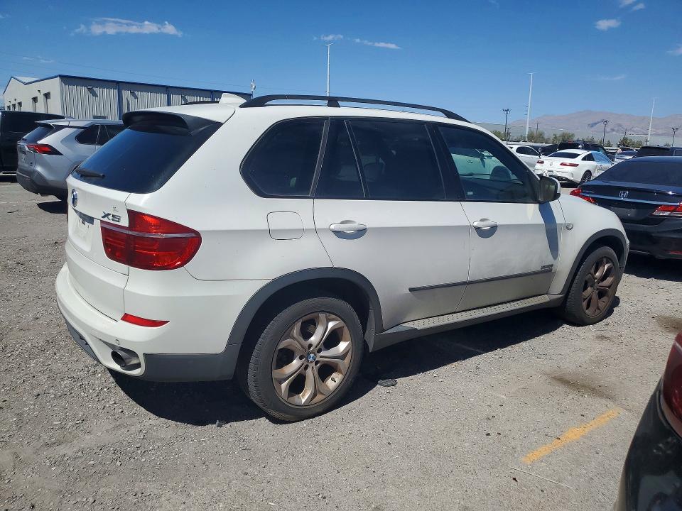 2011 Bmw X5 მანქანა იყიდება აუქციონზე, vin: 5UXZV4C54BLL58256, აუქციონის ნომერი: 68721676
