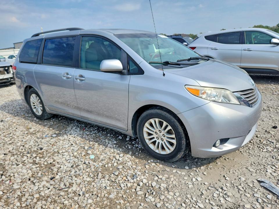 Продажа на аукционе авто 2014 Toyota Sienna, vin: 5TDYK3DC6ES430218, номер лота: 69348276