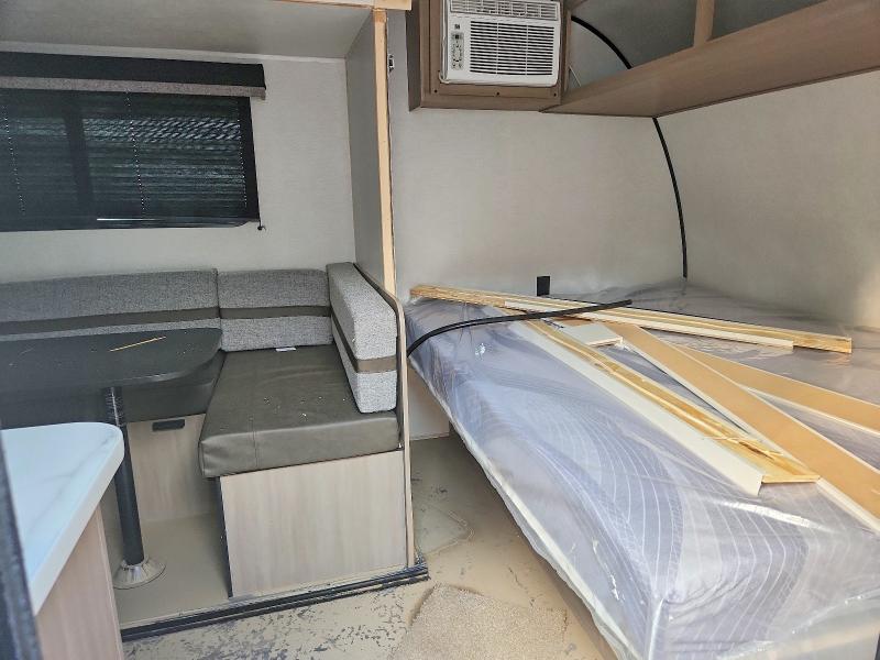 2027 Open Range Travel Trailer მანქანა იყიდება აუქციონზე, vin: 58TBM0AK8V1V83055, აუქციონის ნომერი: 69206136