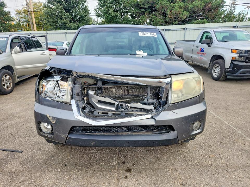 70987446 :رقم المزاد ، 5FNYF4H71BB012883 vin ، 2011 Honda Pilot مزاد بيع
