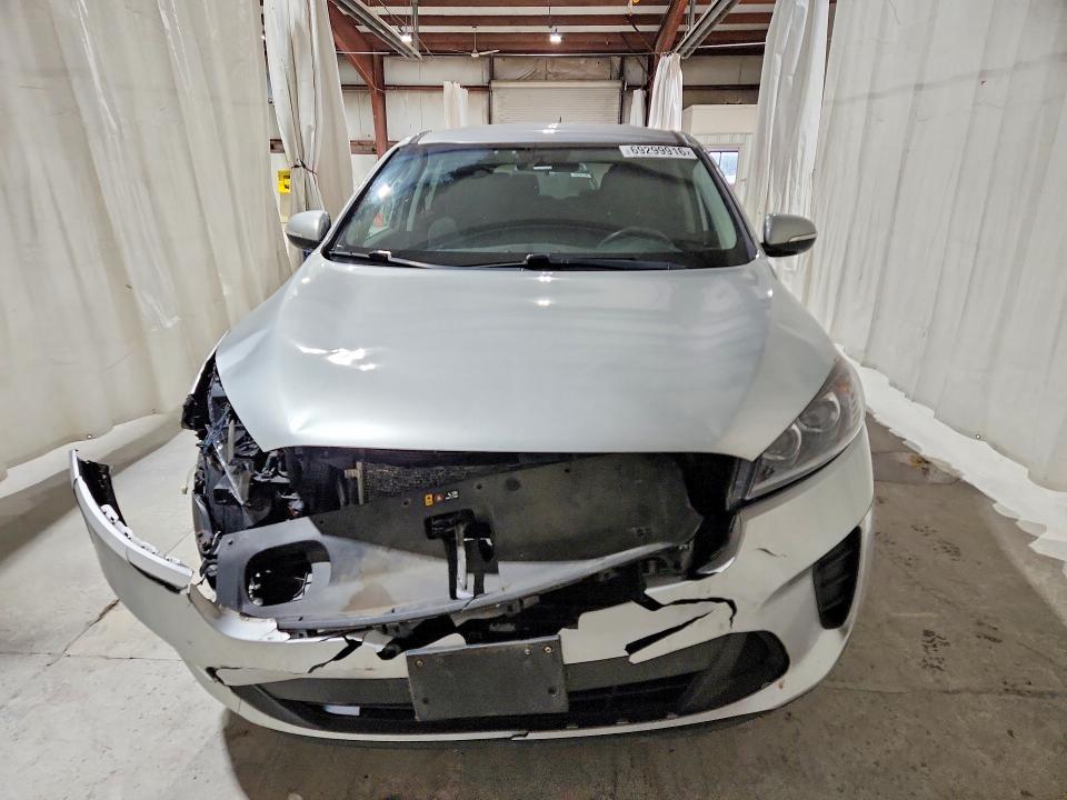 2019 Kia Sorento მანქანა იყიდება აუქციონზე, vin: 5XYPGDA57KG572756, აუქციონის ნომერი: 69299916