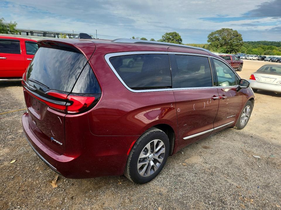 69127646 :رقم المزاد ، 2C4RC1N74PR504514 vin ، 2023 Chrysler Pacifica مزاد بيع