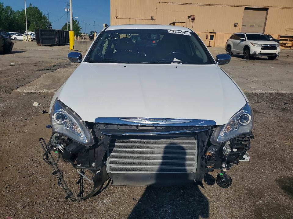 Продажа на аукционе авто 2013 Chrysler 200, vin: 1C3CCBCG7DN676578, номер лота: 67296106