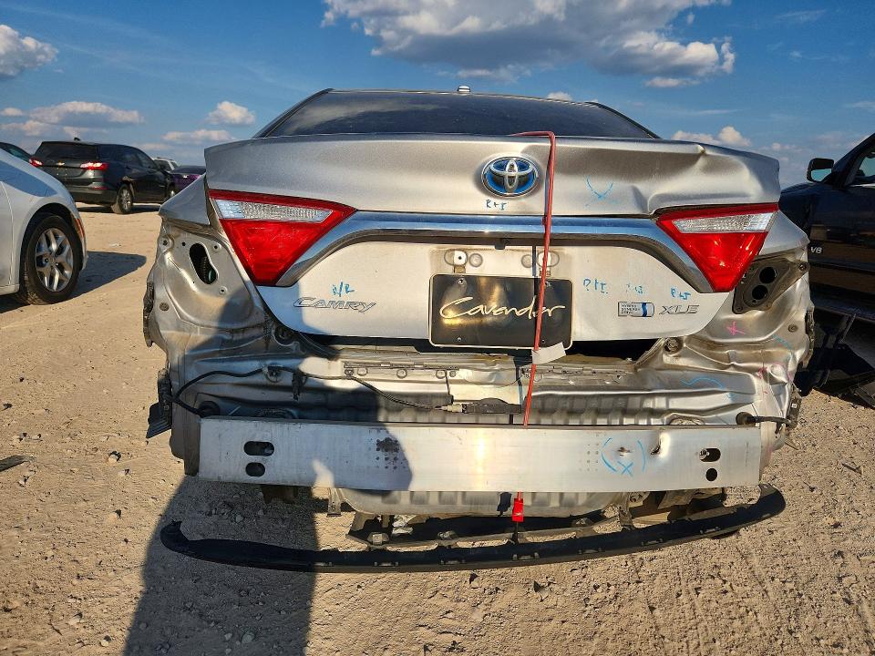 Продажа на аукционе авто 2015 Toyota Camry Hybrid, vin: 4T1BD1FK7FU169036, номер лота: 70502246