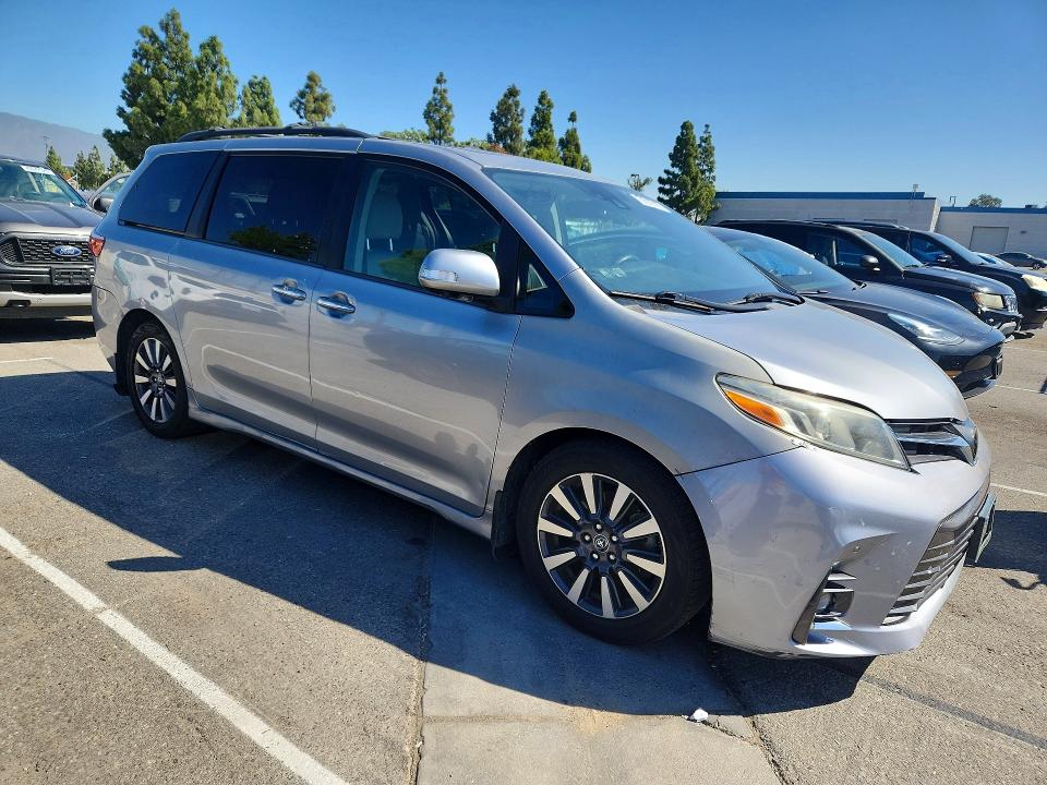 Продаж на аукціоні авто 2018 Toyota Sienna, vin: 5TDYZ3DC3JS924011, номер лоту: 70619716