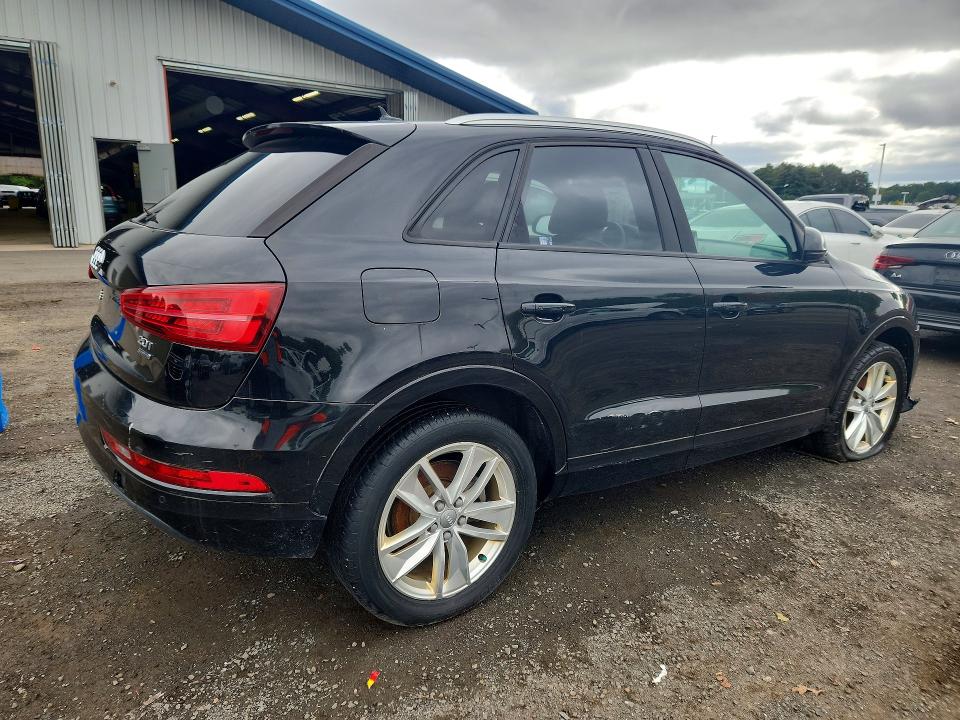 Продаж на аукціоні авто 2017 Audi Q3, vin: WA1ECCFS0HR003960, номер лоту: 70894636