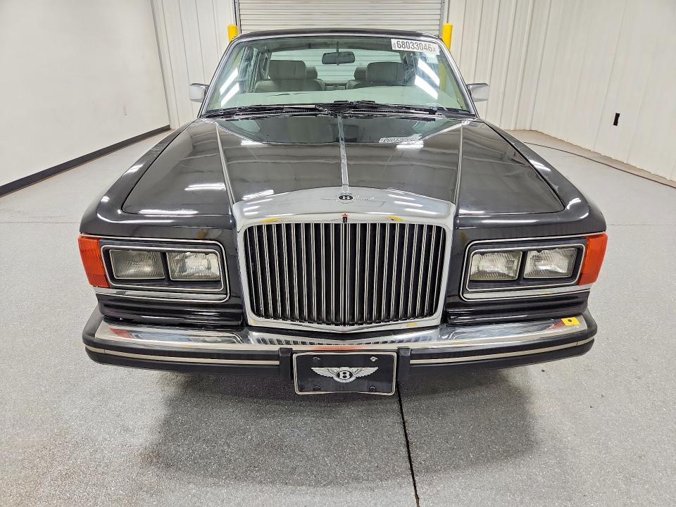 68033046 :رقم المزاد ، SCBZS42A4FCX13413 vin ، 1985 Bentley Mulsanne مزاد بيع