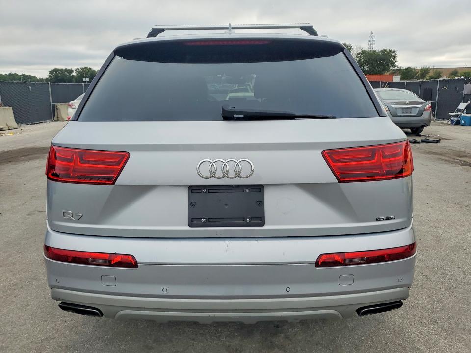 70487586 :رقم المزاد ، WA1AHAF71HD047172 vin ، 2017 Audi Q7 مزاد بيع
