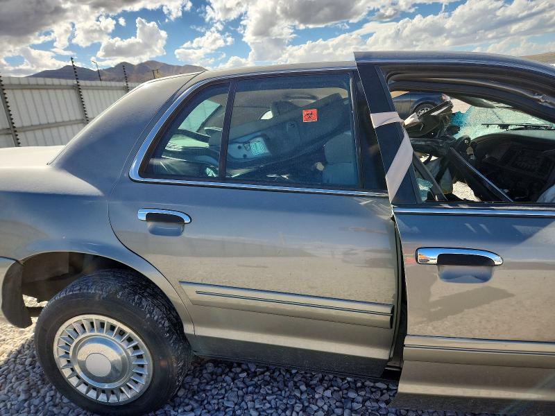 Aukcja sprzedaży 2000 Ford Crown Victoria, vin: 2FAFP73W7YX158126, numer aukcji: 69585876