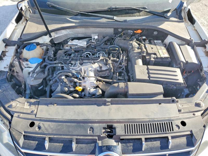 70654126 :رقم المزاد ، 1VWBN7A33EC073345 vin ، 2014 Volkswagen Passat مزاد بيع