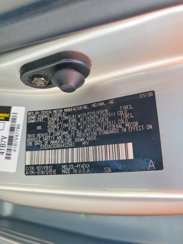 2006 Toyota Sienna მანქანა იყიდება აუქციონზე, vin: 5TDZA23C66S452563, აუქციონის ნომერი: 70312656