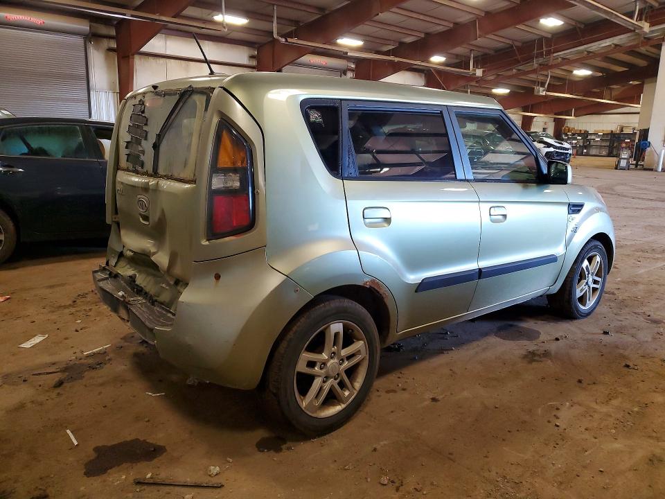 68278136 :رقم المزاد ، KNDJT2A28A7039421 vin ، 2010 Kia Soul مزاد بيع