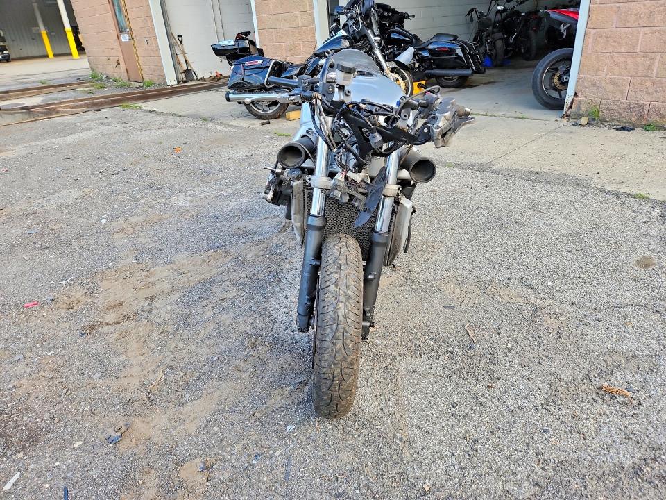 67838136 :رقم المزاد ، JKAZX4J106A060472 vin ، 2006 Kawasaki Zx600 مزاد بيع