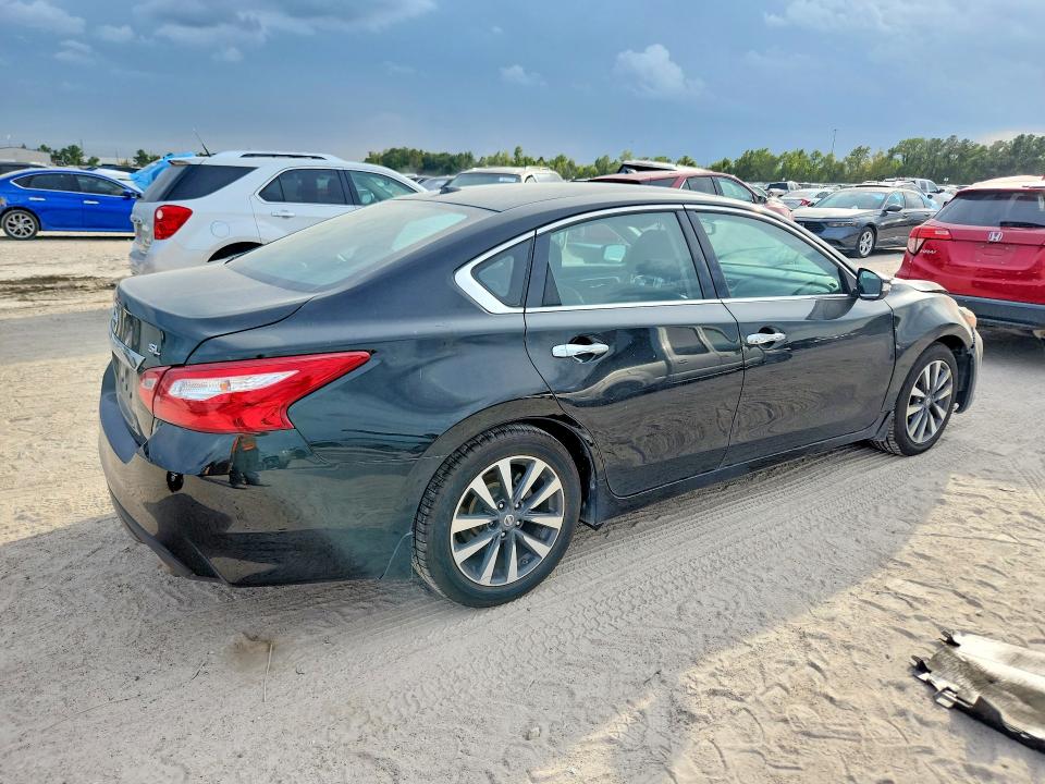 69909026 :رقم المزاد ، 1N4AL3AP9HC252791 vin ، 2017 Nissan Altima مزاد بيع
