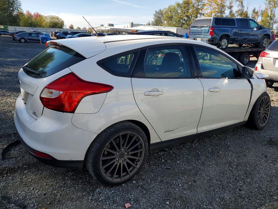 Продажа на аукционе авто 2012 Ford Focus, vin: 1FAHP3K29CL433386, номер лота: 69460626