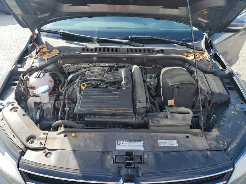 69179856 :رقم المزاد ، 3VWDB7AJ8HM298475 vin ، 2017 Volkswagen Jetta مزاد بيع