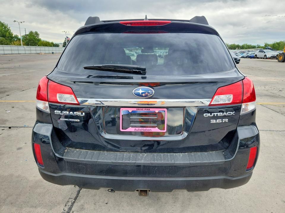 68748316 :رقم المزاد ، 4S4BRDKC5B2422037 vin ، 2011 Subaru Outback مزاد بيع