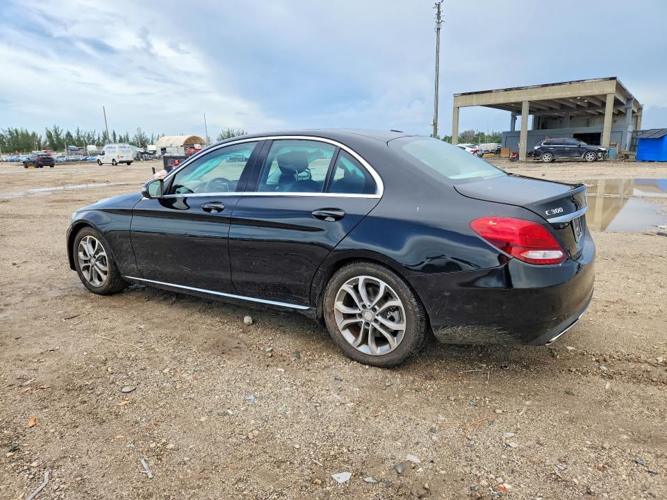 68594186 :رقم المزاد ، 55SWF4JB3GU122314 vin ، 2016 Mercedes-benz C مزاد بيع