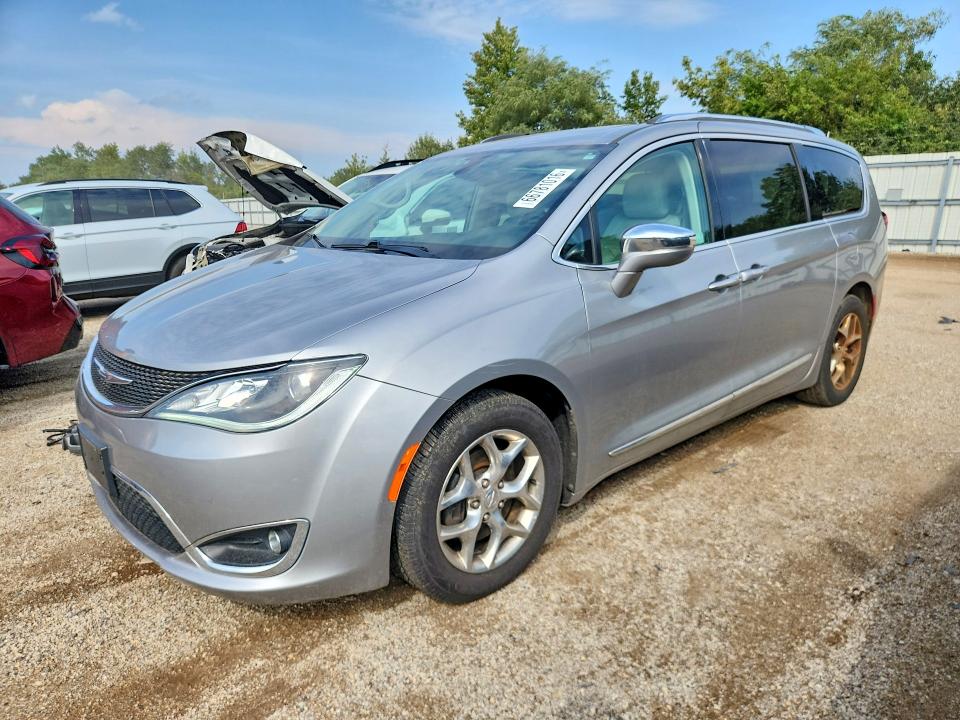 66781016 :رقم المزاد ، 2C4RC1GG0HR528047 vin ، 2017 Chrysler Pacifica مزاد بيع