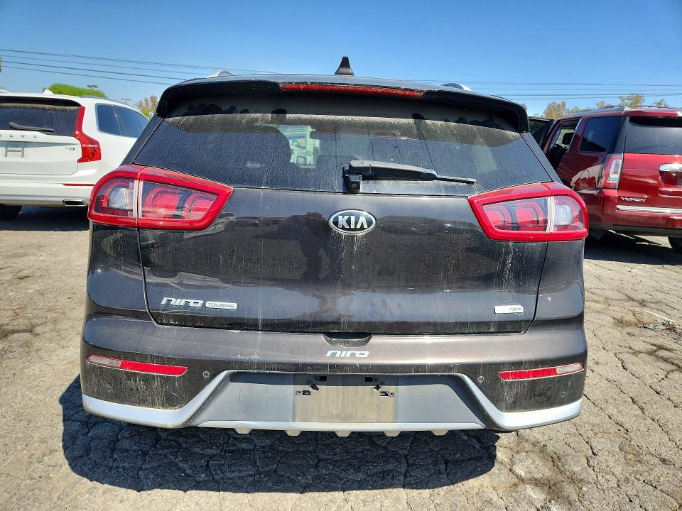 69444226 :رقم المزاد ، KNDCE3LC8H5076246 vin ، 2017 Kia Niro مزاد بيع