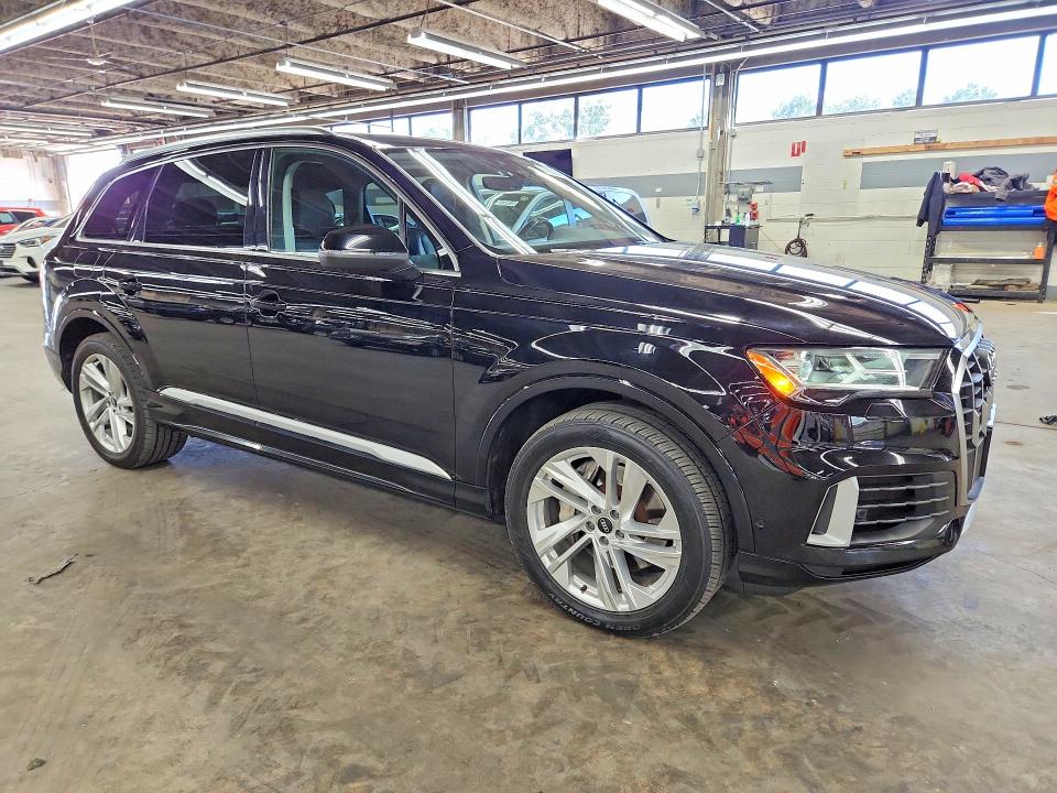 Продажа на аукционе авто 2021 Audi Q7, vin: WA1LXAF75MD012687, номер лота: 71038076