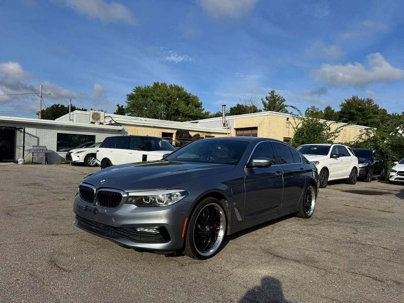 Продаж на аукціоні авто 2018 Bmw 530xe, vin: WBAJB1C50JB083749, номер лоту: 68300096