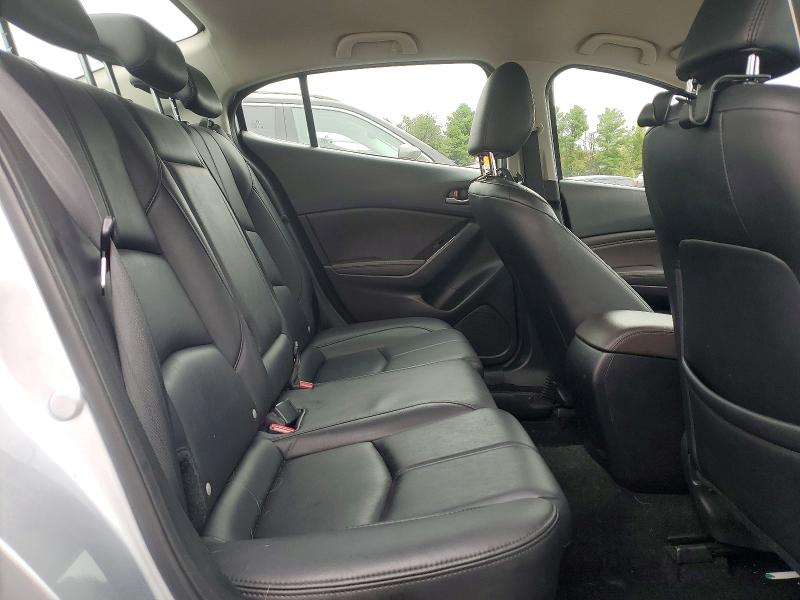 Продаж на аукціоні авто 2018 Mazda 3, vin: 3MZBN1V36JM170331, номер лоту: 69445666