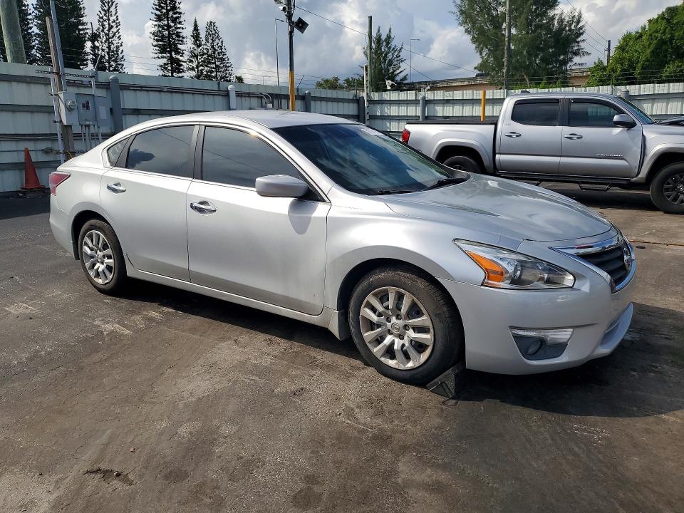 Продажа на аукционе авто 2014 Nissan Altima, vin: 1N4AL3AP8EN388880, номер лота: 69704196