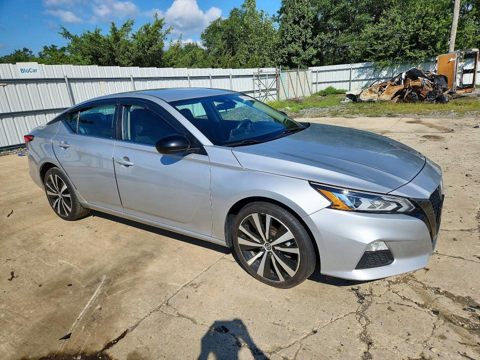 Продаж на аукціоні авто 2022 Nissan Altima, vin: 1N4BL4CW6NN315165, номер лоту: 67652106