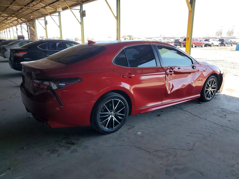 Продаж на аукціоні авто 2021 Toyota Camry, vin: 4T1G11AK9MU412588, номер лоту: 67736106